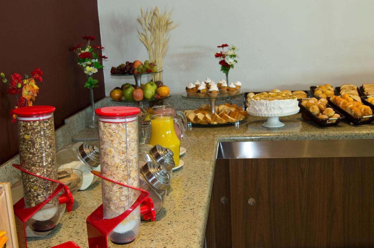 Bourbon Vitoria Hotel Екстер'єр фото