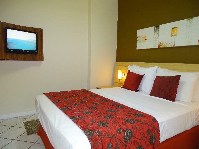 Bourbon Vitoria Hotel Екстер'єр фото