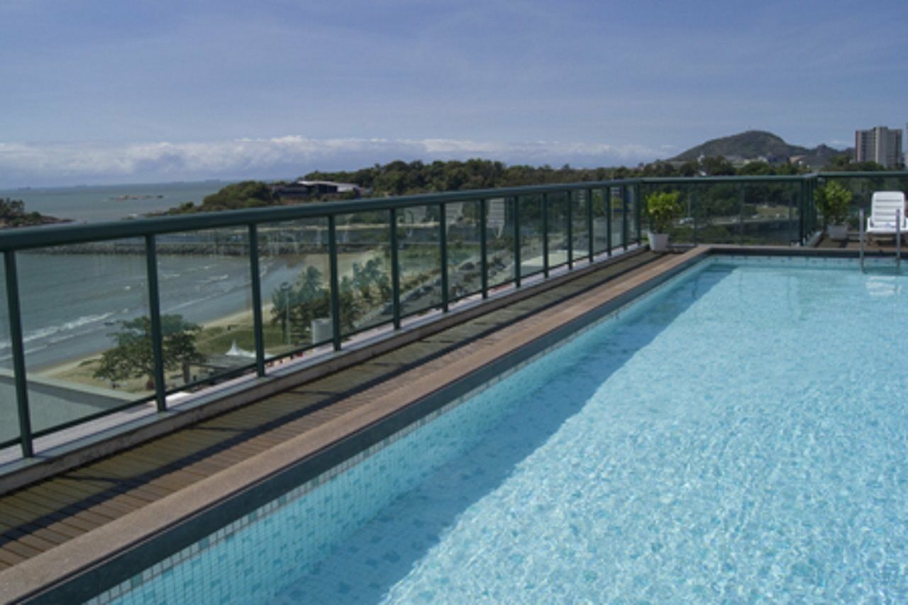 Bourbon Vitoria Hotel Екстер'єр фото