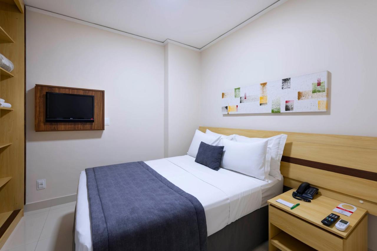 Bourbon Vitoria Hotel Екстер'єр фото